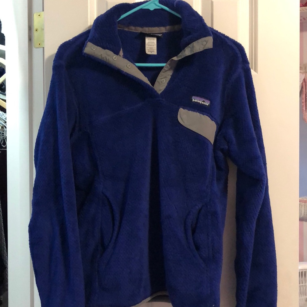 Blue fuzzy Patagonia